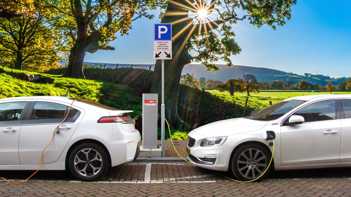 Aanvragen subsidie elektrische auto kan nog