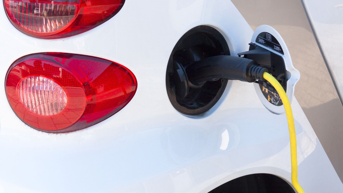 Dubbele bijtelling elektrische auto teruggedraaid door rechter